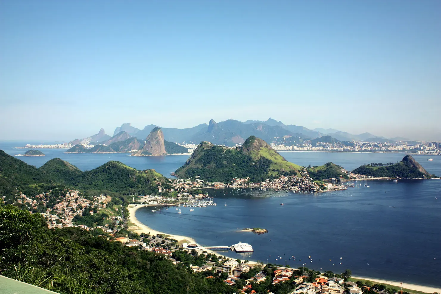 Niterói: a vizinha da Cidade Maravilhosa vale mais do que um bate e volta