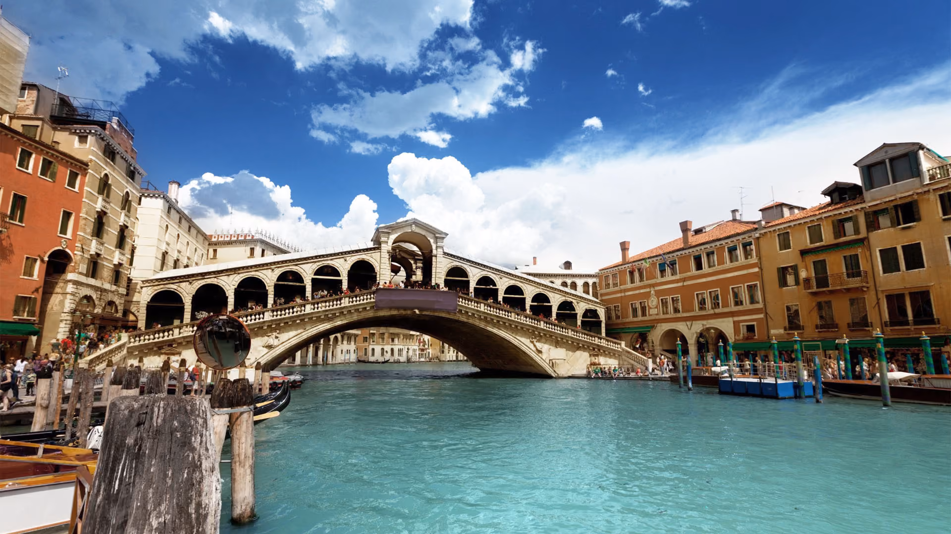 veneza_padua_rialto_bridge_verao_aperol