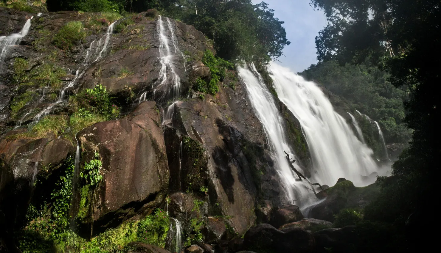Cachoeira do Elefante, em Bertioga