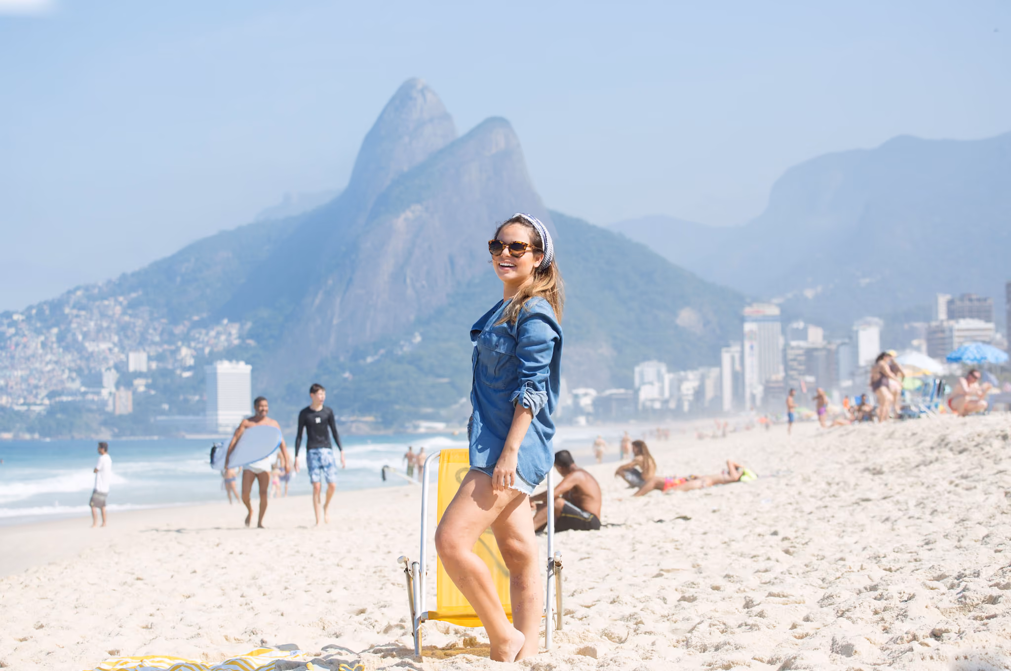 carol-martins-na-praia-oyska-solar9790