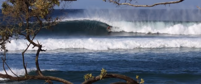 Rayane Amaral: a longboarder dá 8 dicas pra quem pretende visitar a Costa Rica