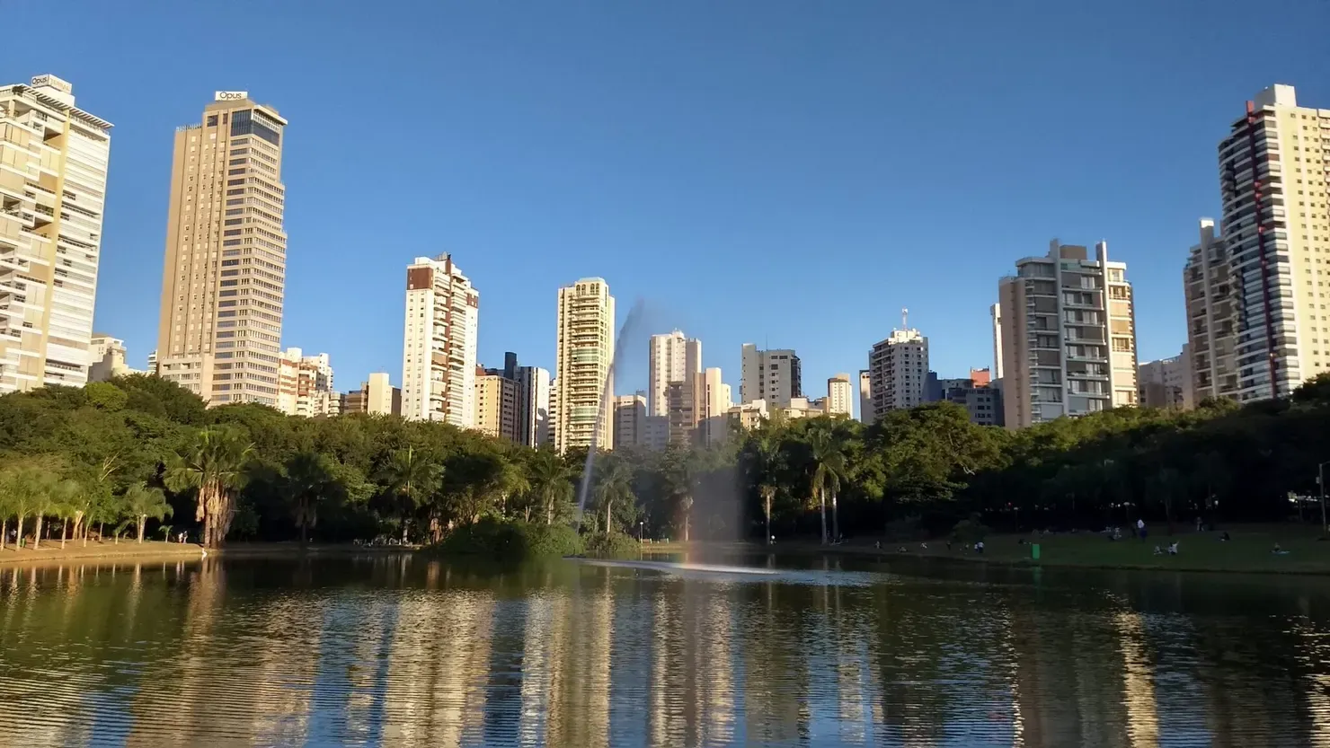 Goiânia: a capital de Goiás vai muito além do sertanejo