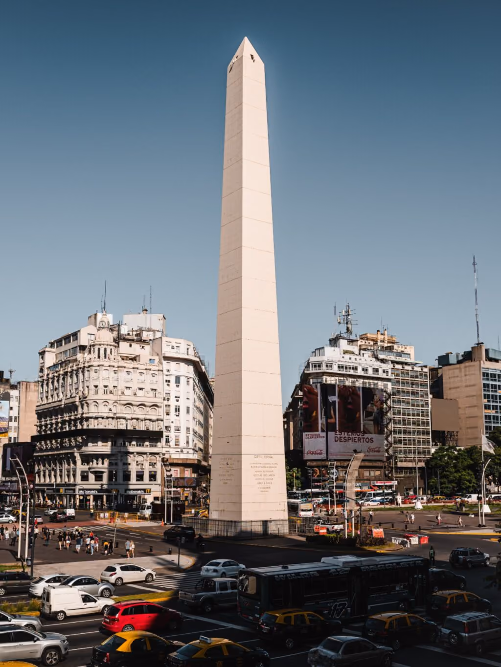 O visto de nômade na Argentina dura 6 meses e pode ser renovado por mais 6.
