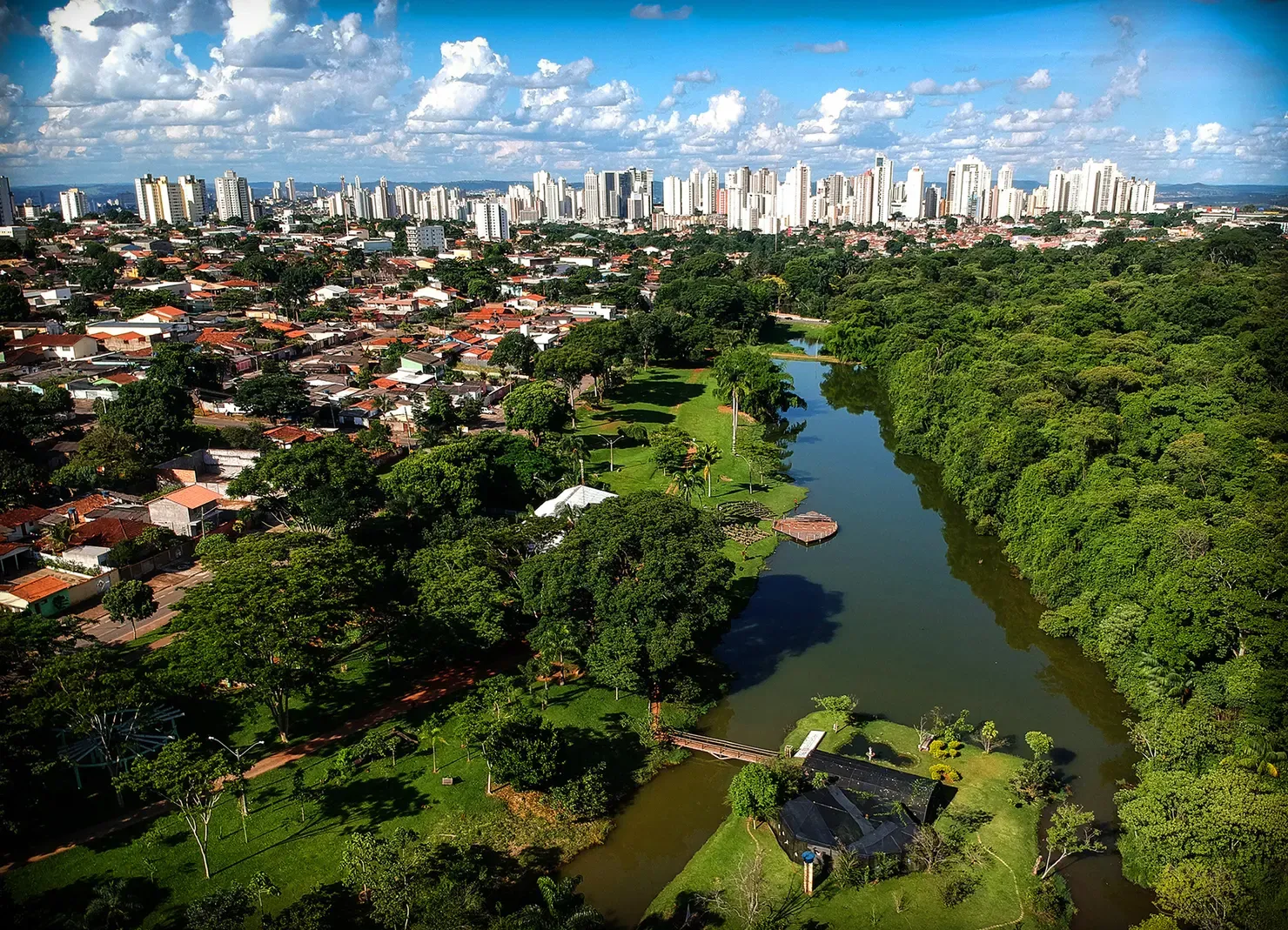 Goiânia: onde comer, beber e se divertir