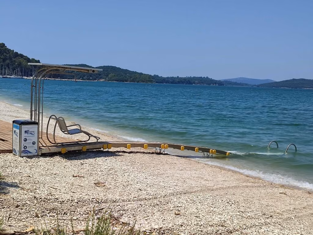 Praias com acessibilidade na Grécia
