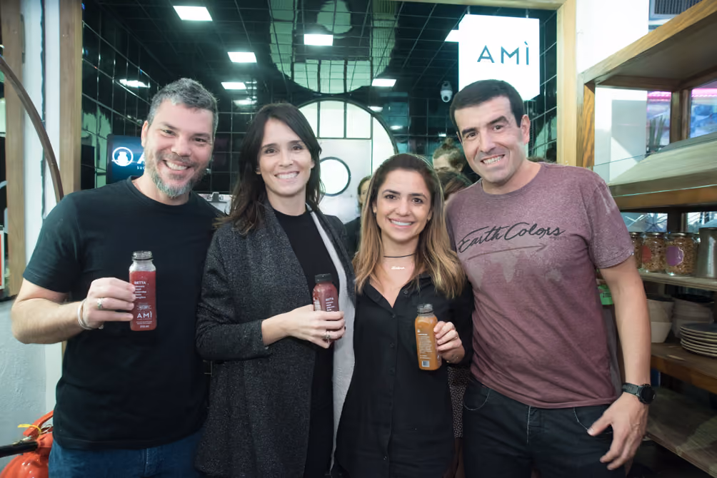 ahlma-summer-hunter-Pedro_de_Artagao_Luciana_teubner_Marcela_Cordeiro_e_Joao_resende-0612