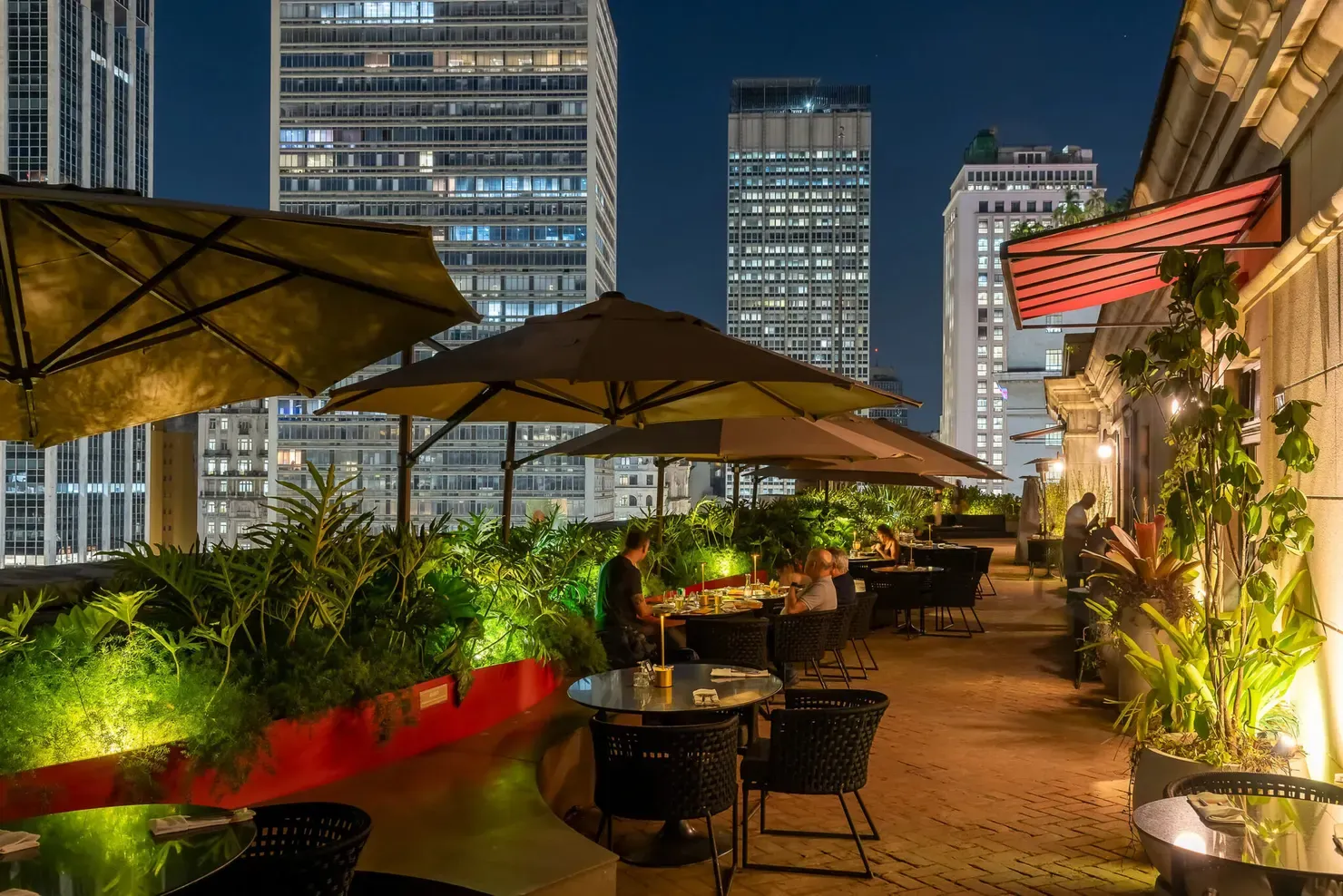 Centro de São Paulo: arranha-céus, restaurantes, cafés e bares icônicos