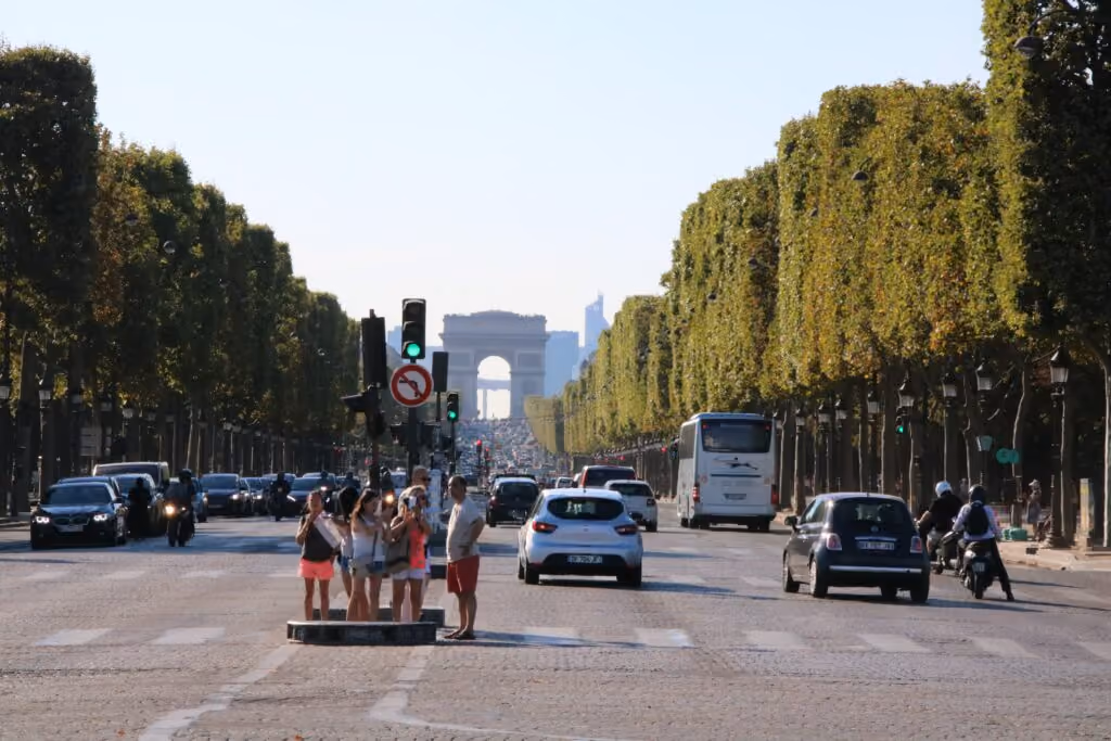 Como evitar roubadas em Paris