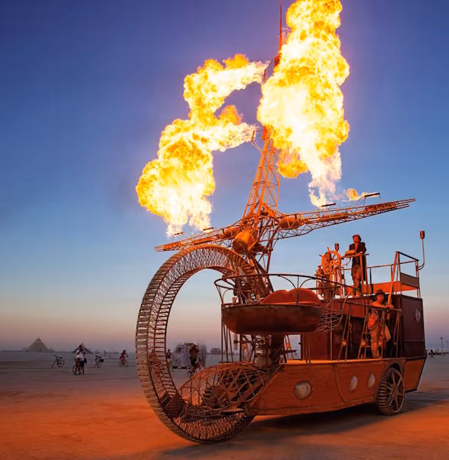 fo_nk_art_of_burning_man_107_05786_1504291439_id_948759