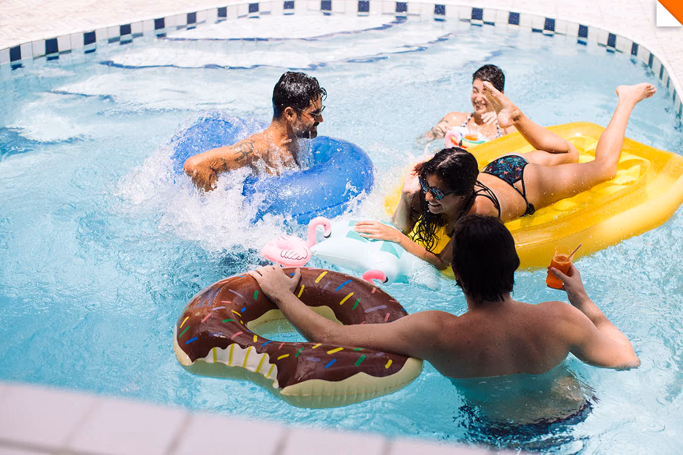 pool-party-itens-b
