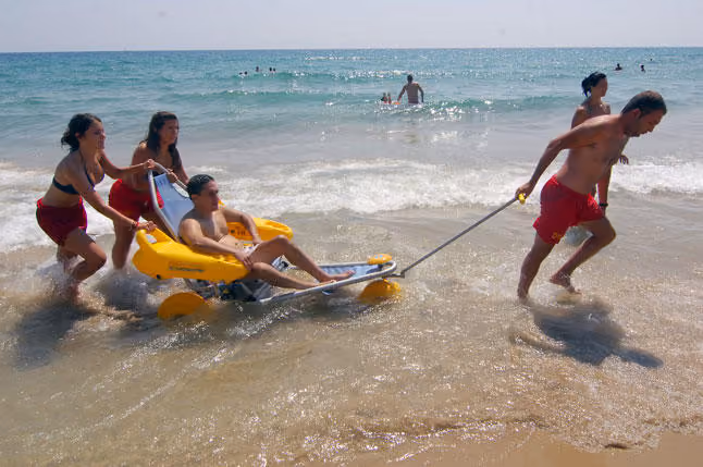 Praias com acessibilidade na Espanha